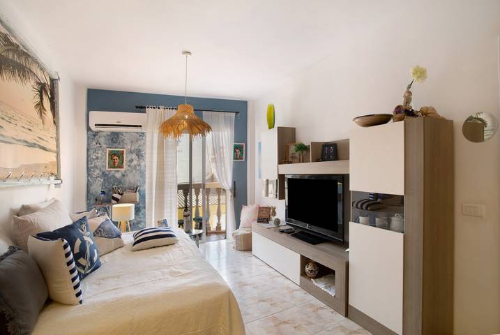 Hel lägenhet, Vacation Apartment 'Casa Siryo' with Mountain View, Private Terrace and Wi-Fi in Castillo del Romeral, San Bartolomé de Tirajana