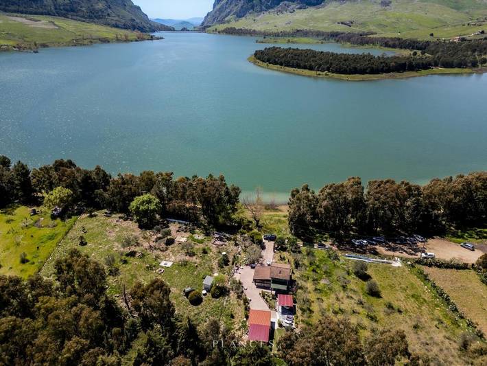 Gîte pour 5 personnes, avec jacuzzi et sauna ainsi que jardin et piscine, adapté aux familles