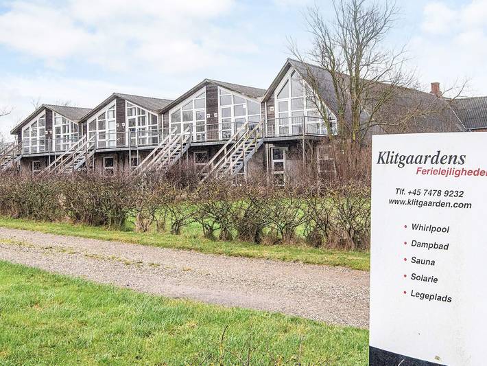 Ferienhaus für 16 Personen, mit Whirlpool und Pool in Højer