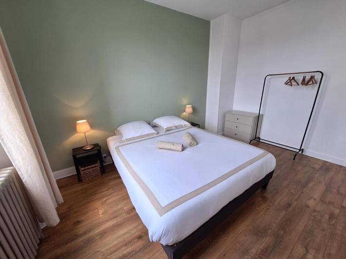 Gîte pour 6 personnes, avec vue et terrasse à Orléans