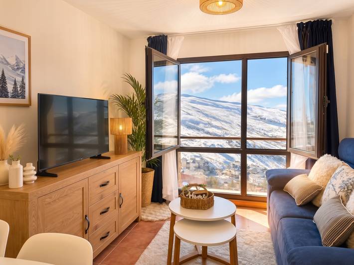 Entire apartment, Cozy Apartment with Mountain View in Sierra Nevada Ski Resort, Monachil