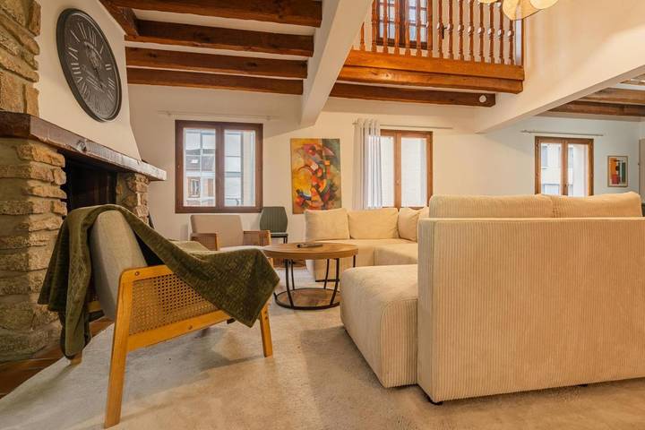 Location de vacances pour 12 personnes, avec Balcon et Terrasse à Cholet - 3