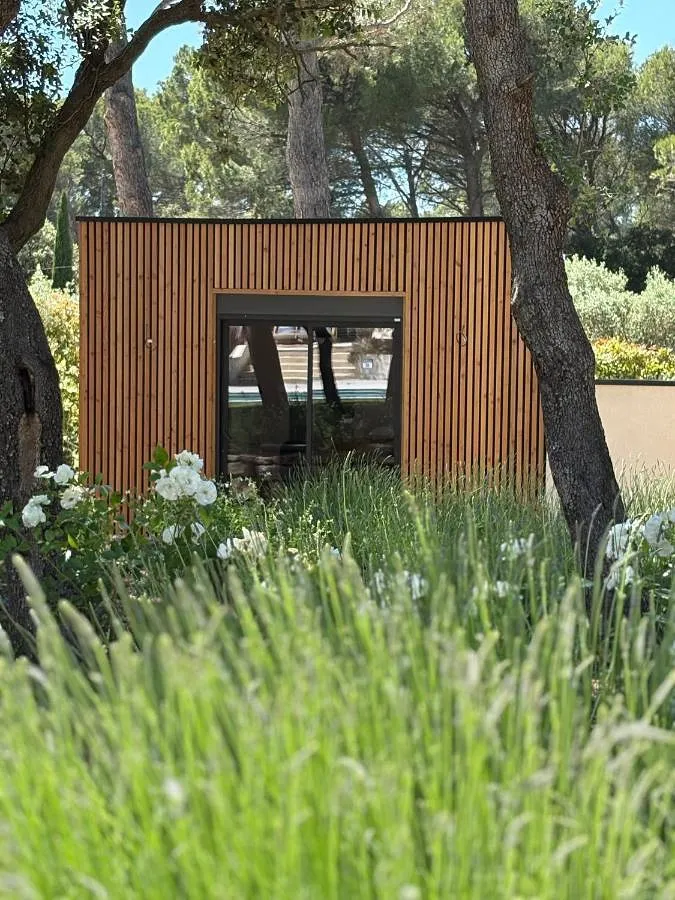 Casa de huéspuedes para 2 personas, con piscina y jardín además de terraza y vistas - 1