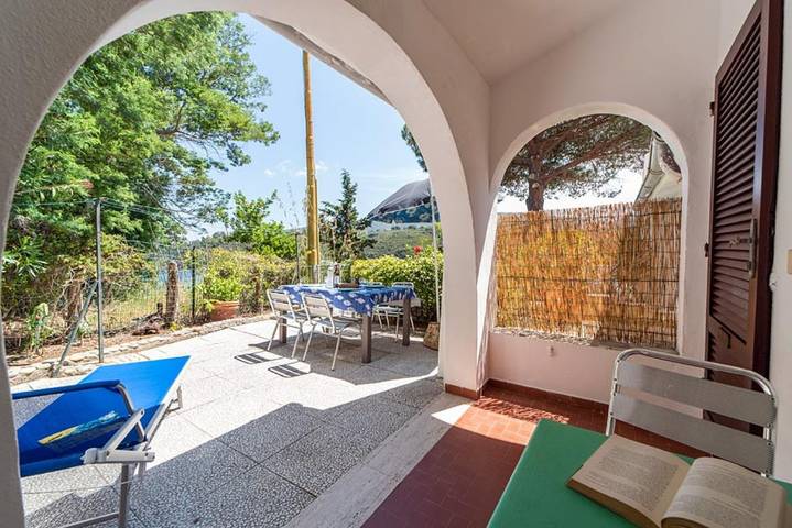 Ferienwohnung für 2 Personen, mit Meerblick und Balkon/Terrasse in Porto Azzurro - 4