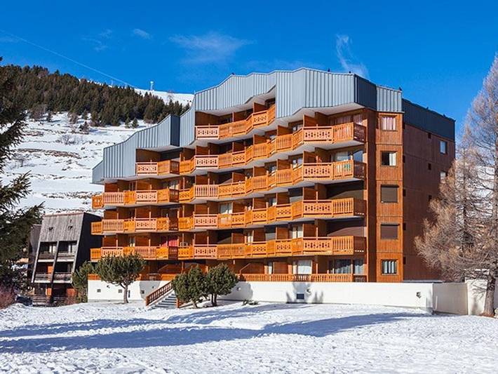 Location de vacances pour 4 personnes, avec balcon dans Office De Tourisme Des Deux Alpes Front De Neige - 4
