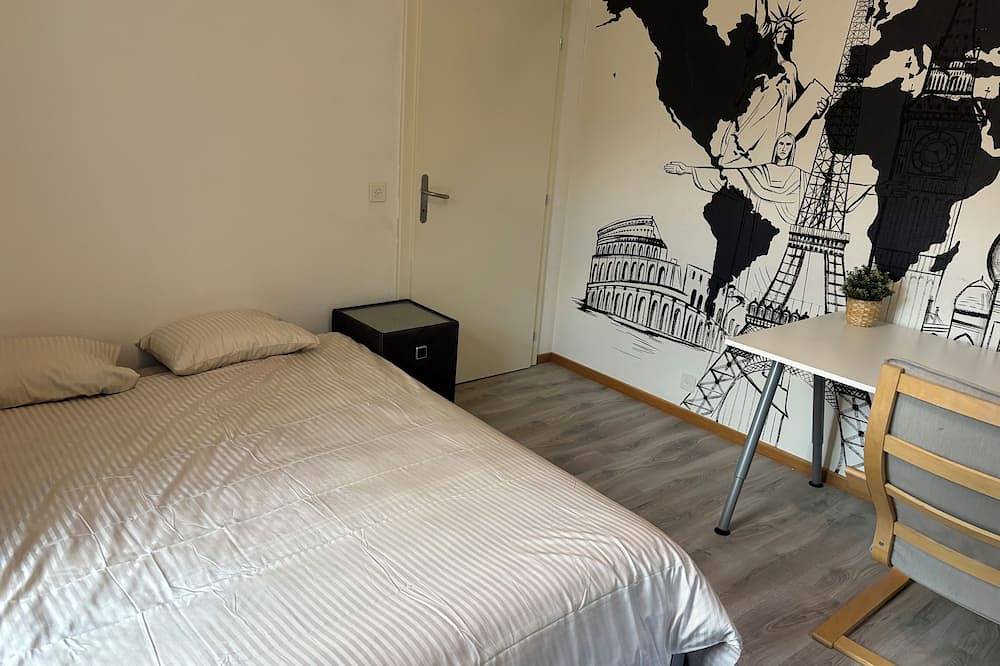 Ganze Wohnung, 3-Bedroom Apartment in a Villa, Erstfeld in Uri