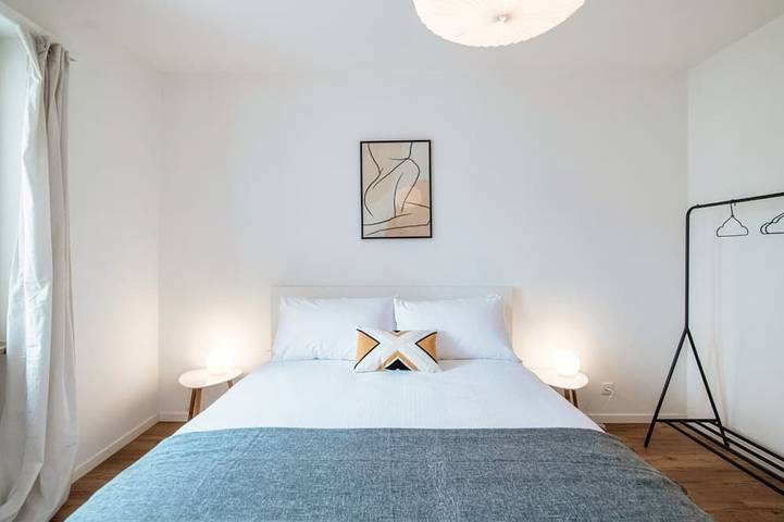 Appartamento intero, Central two-room apartment with balcony (Locarno City 2) in Locarno, Alpi Ticinesi e del Verbano
