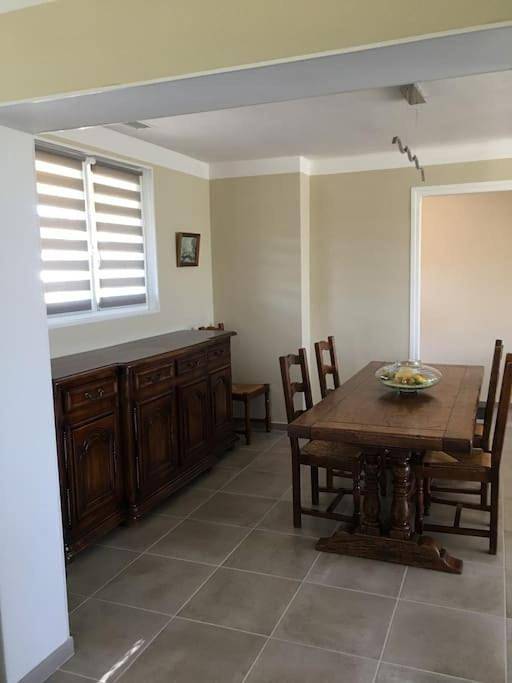 Maison au calme et un espace vert entièrement clos in Adissan, Région de Béziers