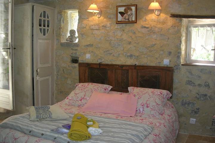 Gîte pour 4 personnes, avec jardin et piscine à Les Vans - 3