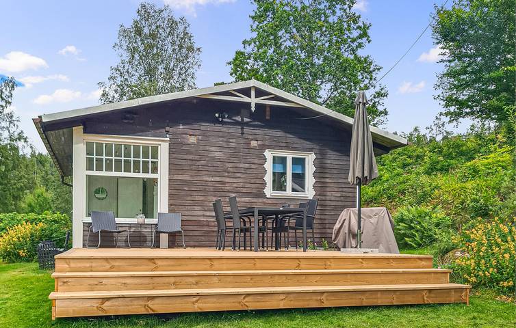 Ferienhaus für 6 Personen, mit Ausblick und Seeblick sowie Garten und Terrasse - 1