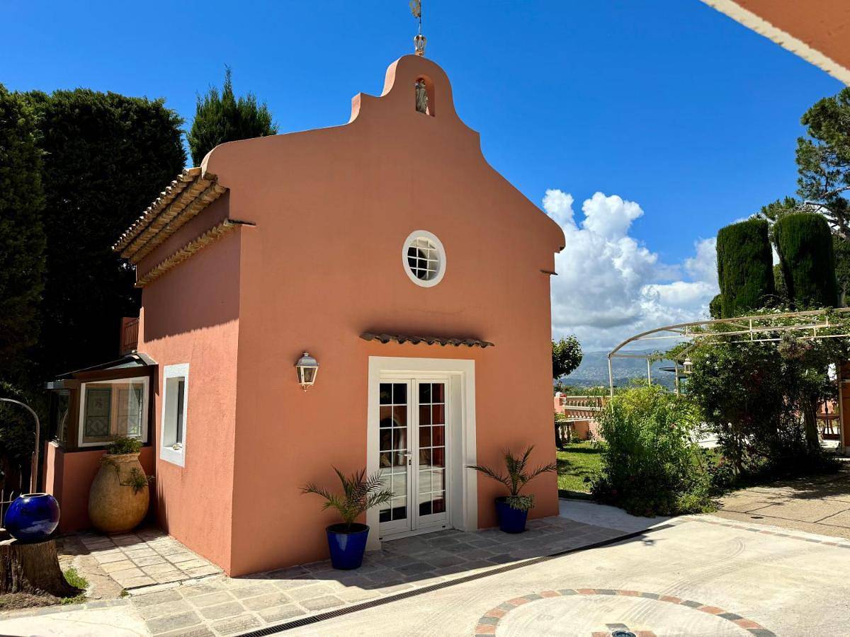 Chambre d'hôtes duplex Le petit mas niçois de la Villa rose in Nice, Côte méditerranéenne (France)