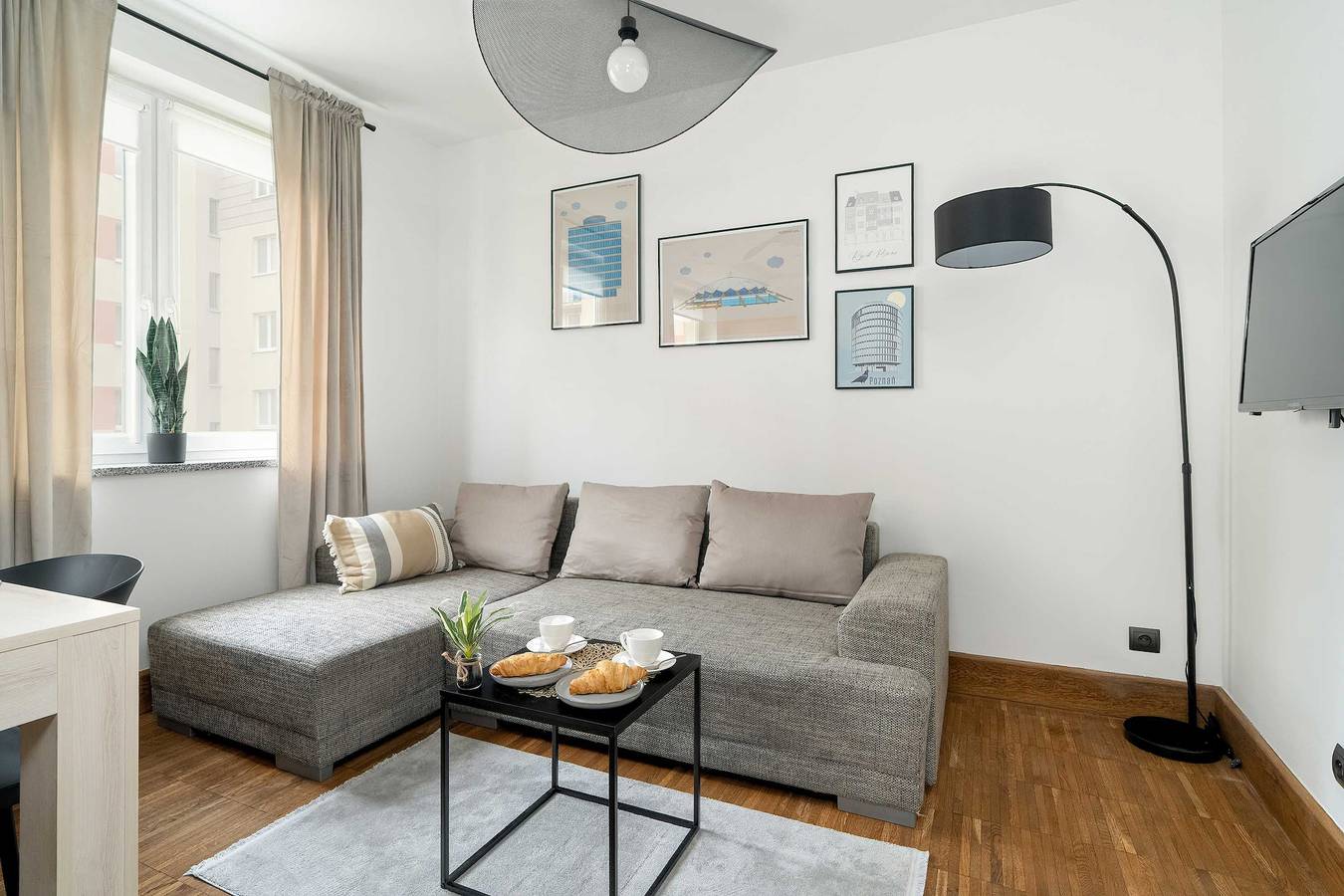 Ganze Wohnung, Modern Family Apartment | Parking | Balcony in Posen, Großpolen