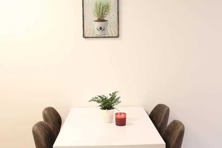 Ferienwohnung für 2 Personen, mit Balkon in Hilden