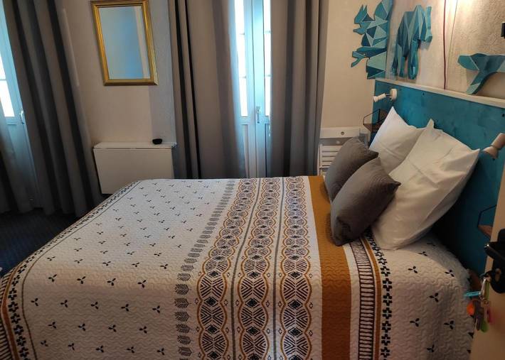 Hôtel pour 3 personnes, avec terrasse à Tarascon-sur-Ariège - 3