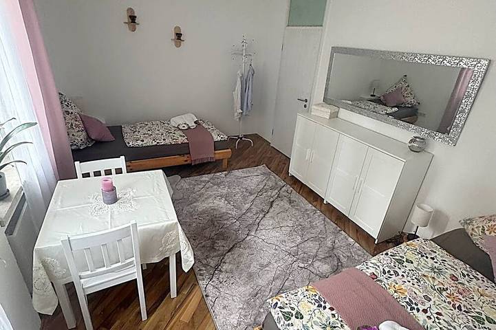 Ferienwohnung für 7 Personen, mit Terrasse in Göppingen - 2