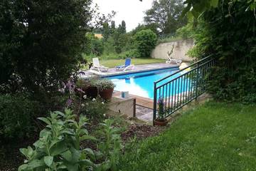 Gîte pour 5 personnes, avec piscine ainsi que terrasse et jardin à Vicq-sur-Gartempe