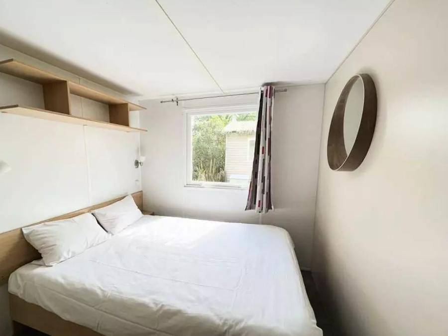 Camping Domaine Les Oréades - Mobilheim 4 personen - Cottage Lodge 3 Zimmer 4 Personen Klimatisiert + Tv in Sanguinet, Côte d’Argent