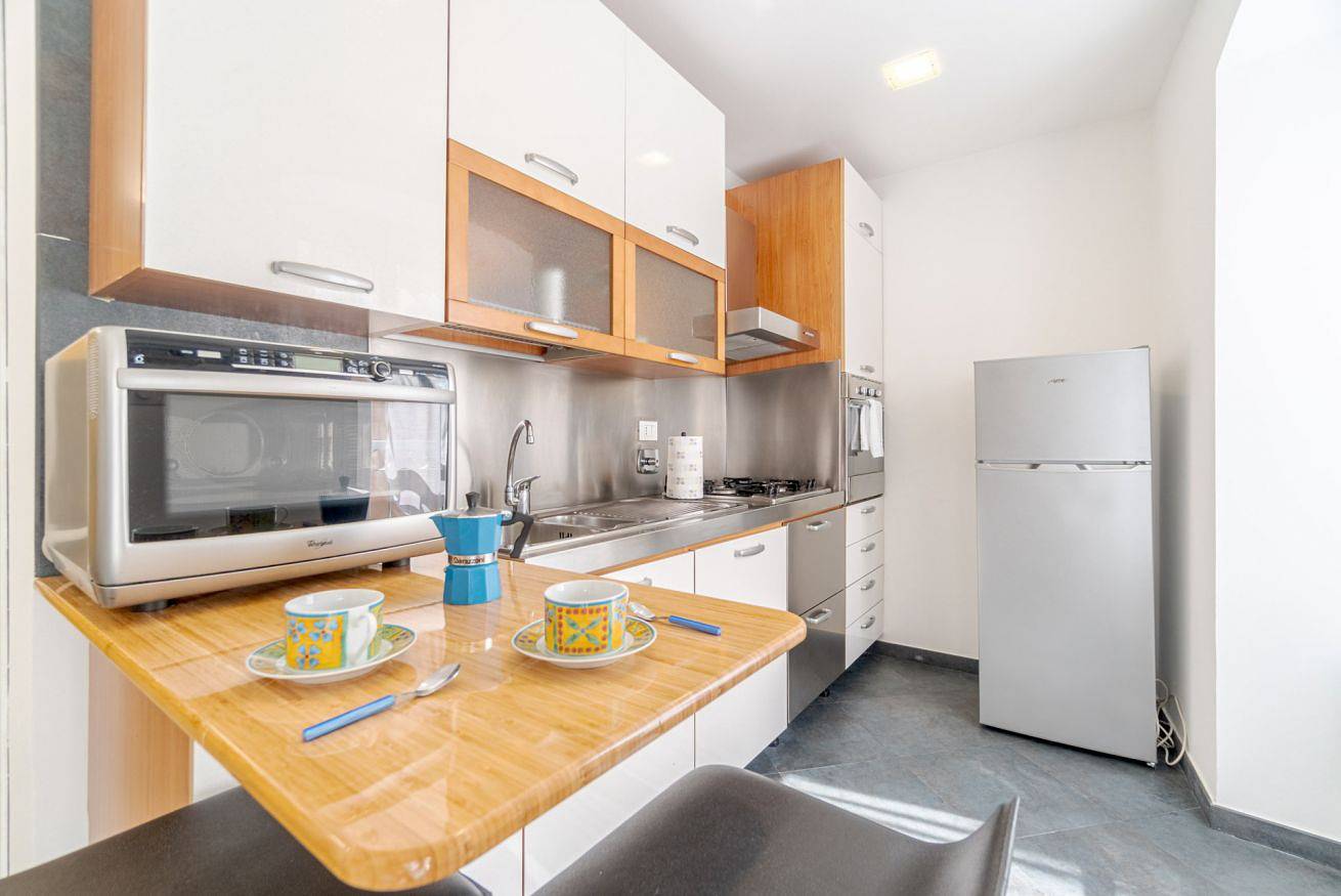 Cały apartament, Comfy Apartment x4 - w/ Balcony in Ponente (Genova), Genua