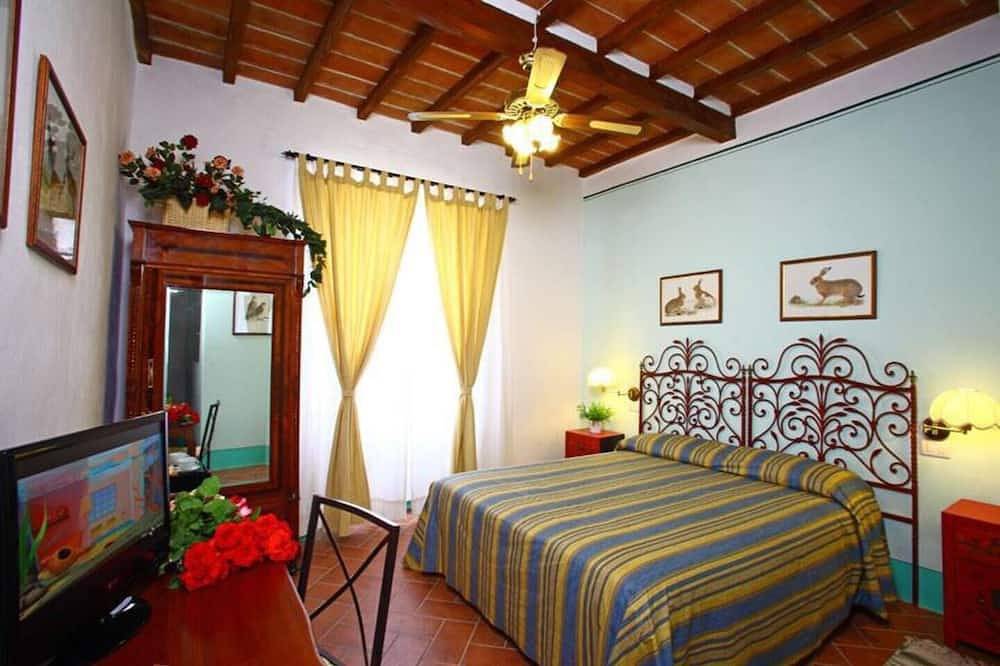 In the Tuscan Maremma, village center, with gardens suspended between heaven and earth in Semproniano, Grosseto Provinz