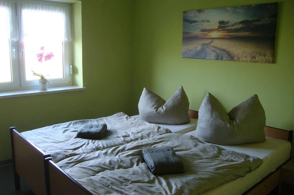 Ferienhaus Am Wolfspfad mit Wildtierbeobachtung,einzigartige Natur, Nähe Waldbad in Bismark (Altmark), Stendal und Umgebung