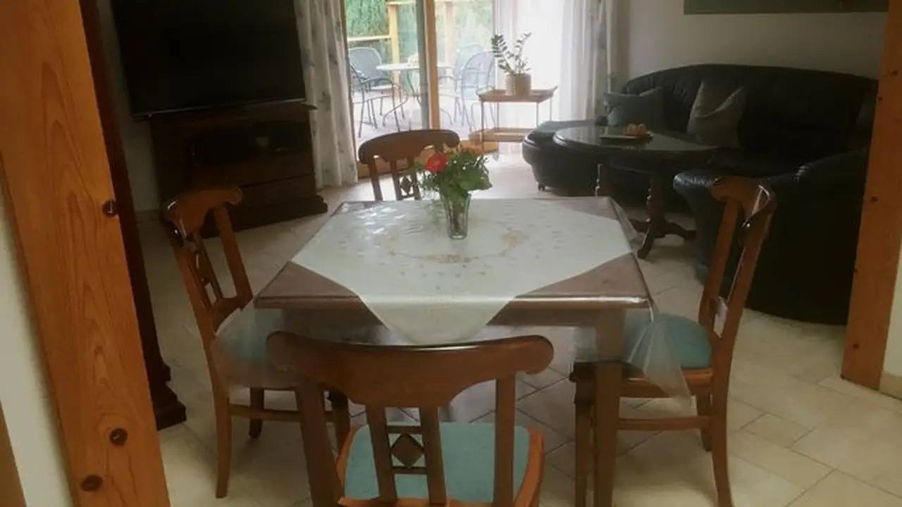 Ganze Ferienwohnung, Ferienwohnung für 2 Personen (65 m²) in Schwerin in Schwerin, Schweriner See