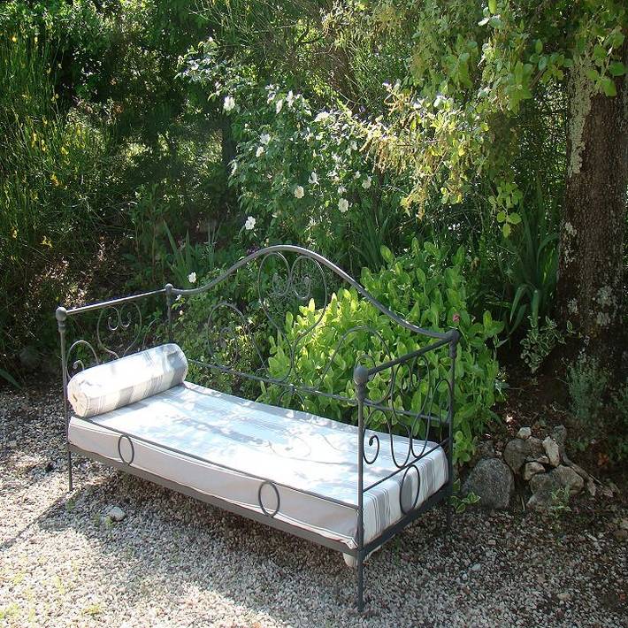 Gîte pour 2 personnes, avec terrasse ainsi que jardin et piscine dans le Luberon - 3