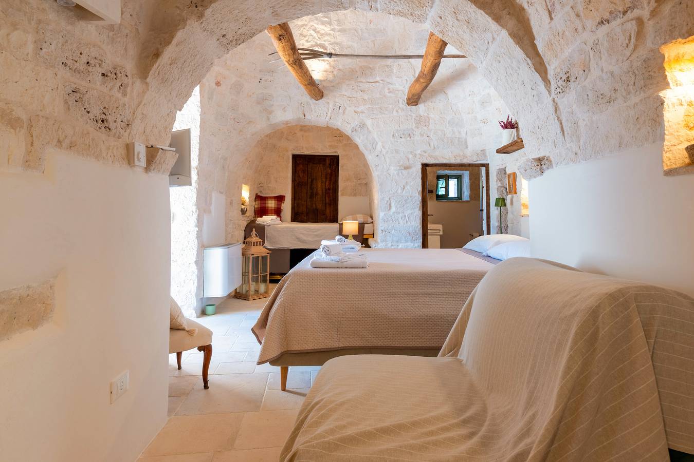 Trullo 'Casedda' mit Gemeinschaftspool, Wlan und Klimaanlage in Martina Franca, Tarent Provinz