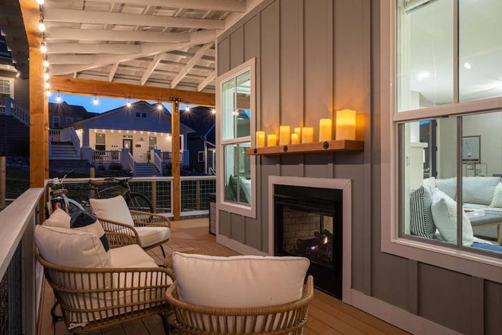 Location de vacances pour 14 personnes, avec jacuzzi et piscine à Chelan