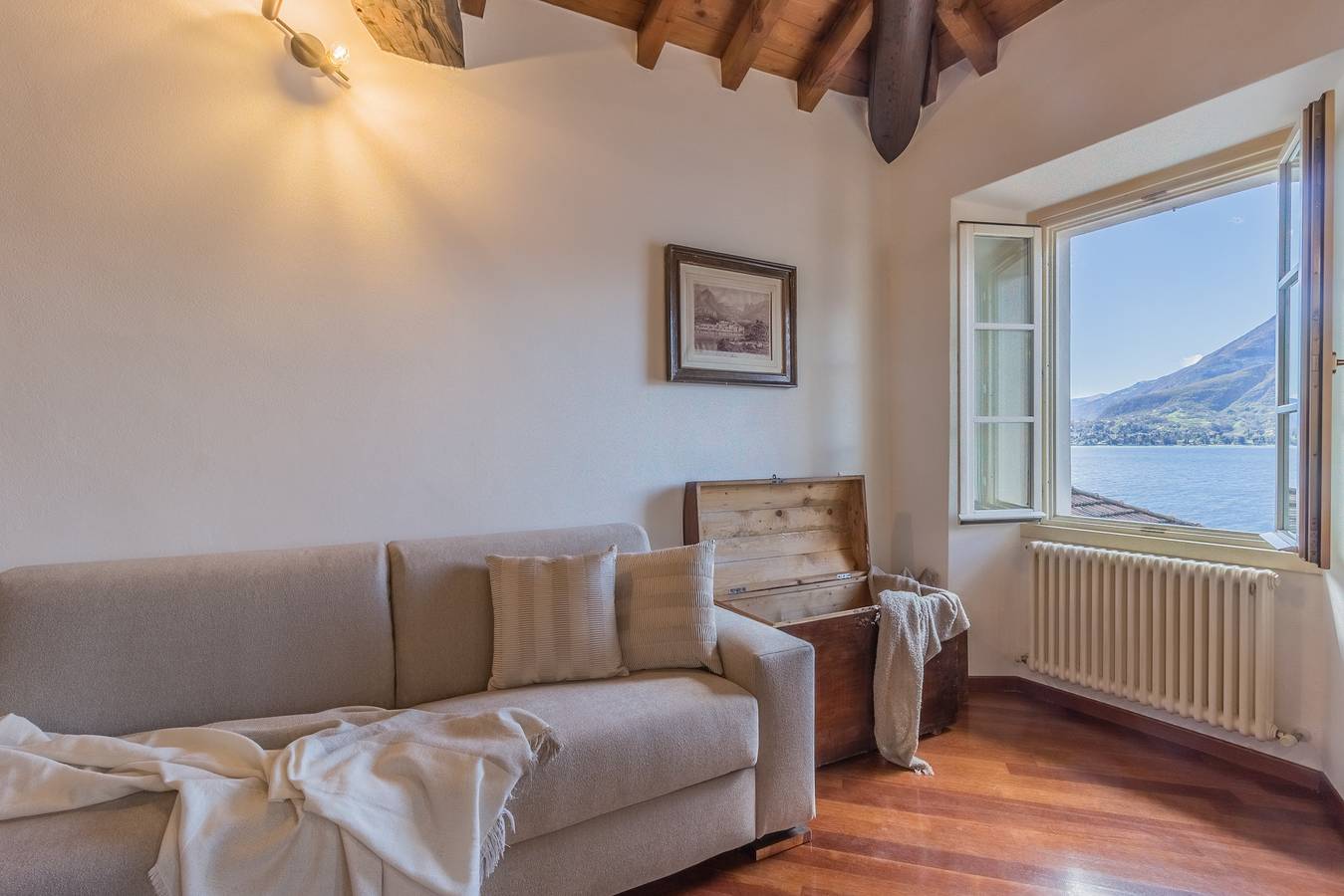 Casa Ferrari in Varenna, Gemeinde Varenna
