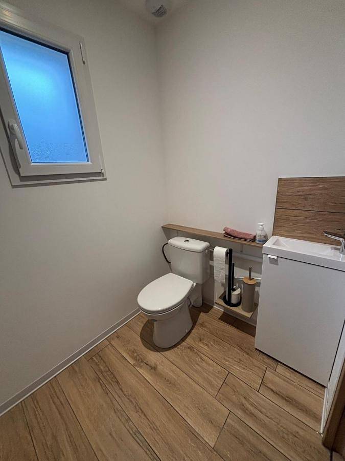 Location de vacances pour 4 personnes, avec terrasse et vue, animaux acceptés à Saint-André-d'Apchon - 3