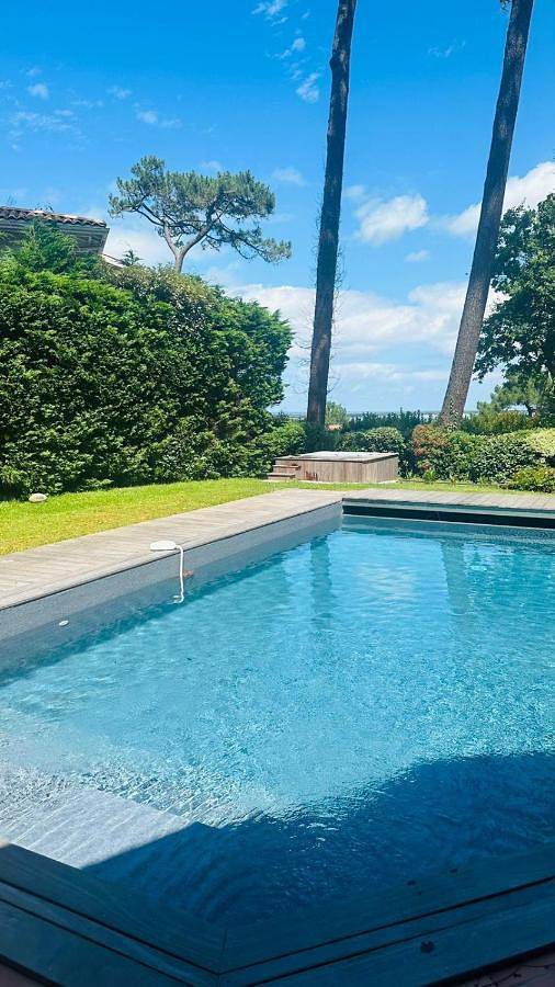 Location de vacances pour 9 personnes, avec jardin ainsi que vue et piscine, animaux acceptés sur la Dune du Pilat - 3