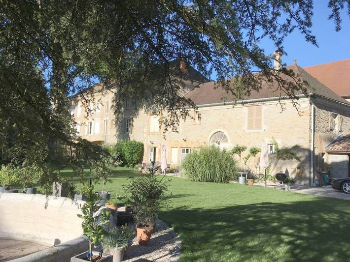 Chambre d’hôte pour 2 personnes, avec Terrasse ainsi que Jardin et Vue à Bourgoin-Jallieu