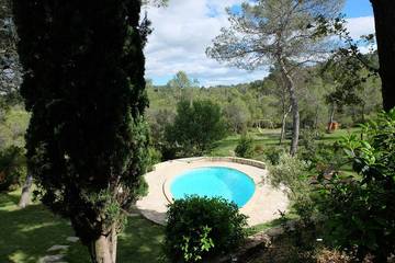 Agriturismo pour 10 personnes, avec jardin à Assas (Hérault)