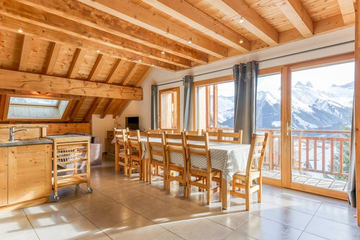 Chalet pour 12 personnes, avec jardin dans Les Sybelles - 2