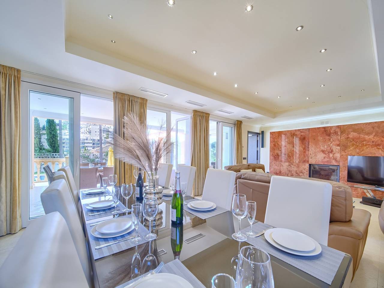 Villa for 8 People in Jardin Botanico, Mijas