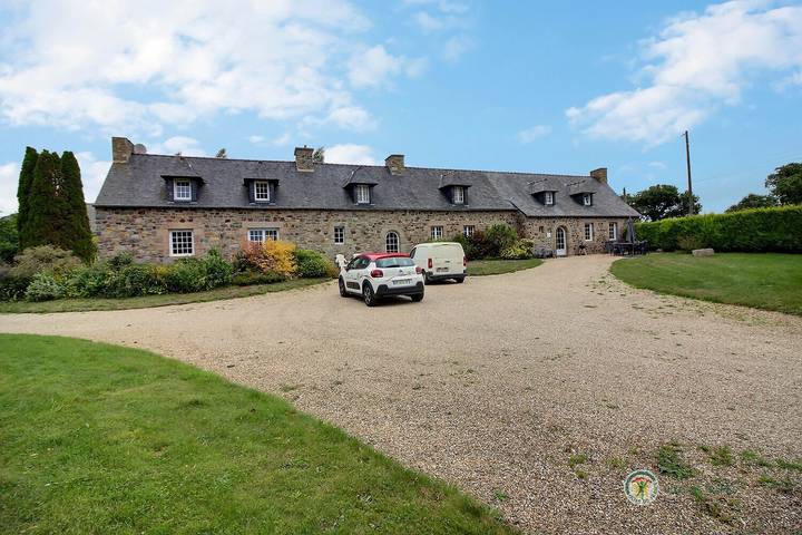 Gîte pour 4 personnes, avec Jardin à Pleumeur-Gautier