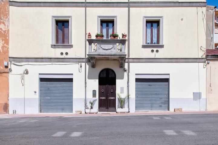 Geheel appartement, Appartement 'La Contessa' met Uitzicht op de Bergen, Wifi en Airconditioning in Sennori, Provincie Sassari