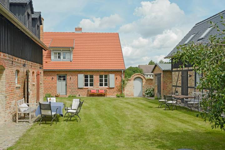 Ferienhaus für 11 Personen, mit Terrasse und Garten in Nordwestuckermark