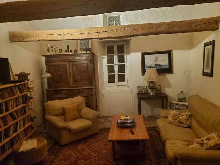 Location de vacances pour 7 personnes, avec terrasse à Saint-Chinian