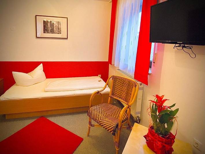 Hotel für 2 Personen, mit Balkon und Terrasse sowie Garten in Marktredwitz - 4
