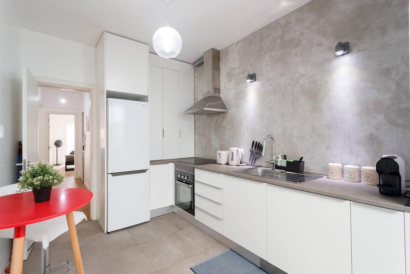 Apartamento entero, Encantador apartamento de 2 dormitorios en Almada, cerca de Lisboa in Almada, Halbinsel von Setúbal