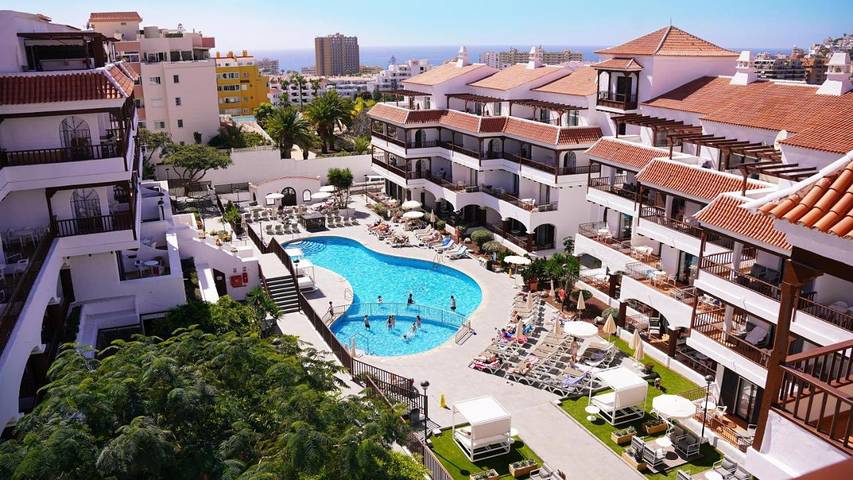 Apartamento de vacaciones para 3 personas, con Balcón y Terraza además de Jardín y Piscina en Los Cristianos