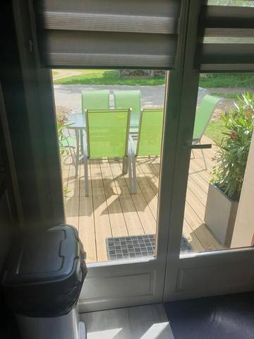 Gîte pour 6 personnes, avec terrasse à Lurcy-Lévis