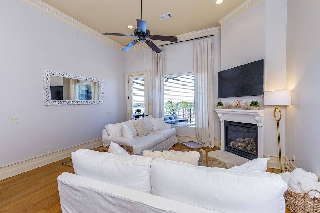 Ganze Wohnung, Stoneview Sunset- Amazing Waterfront Views!!! in Lake Martin