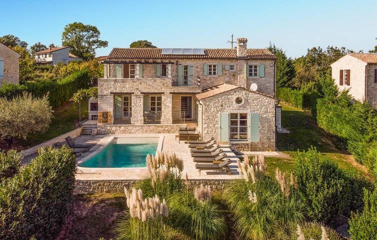 Ferienhaus für 8 Personen, mit Garten in Buzet