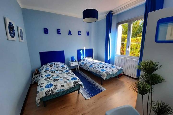 Location de vacances pour 6 personnes, avec terrasse et jardin dans Plage de Portissol - 4