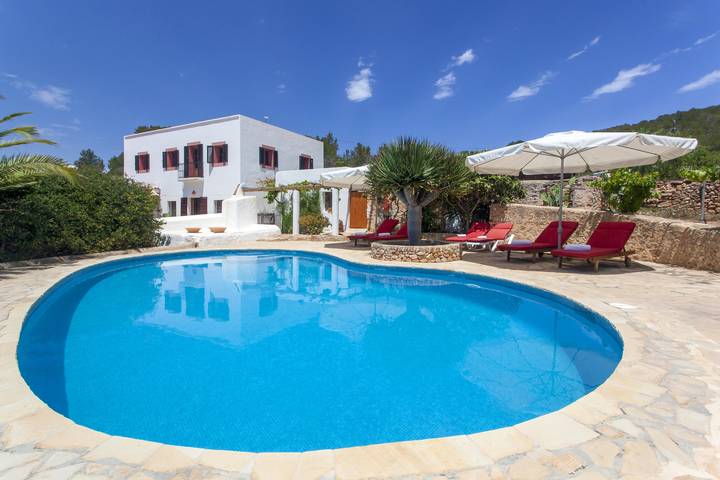 Casa de vacaciones para 7 personas, con Balcón además de Terraza y Jardín en Sant Antoni de Portmany