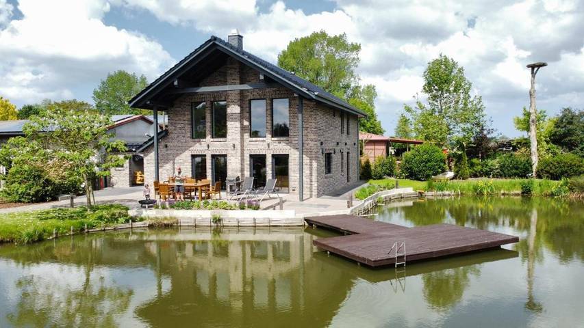 Location de vacances pour 8 personnes, avec Terrasse ainsi que Sauna et Vue à Cappel