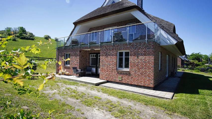 Ferienhaus für 6 Personen, mit Pool und Sauna sowie Garten auf Rügen