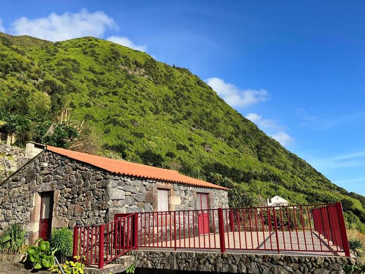 Casa de férias para 2 pessoas, com vista e jardim em São Jorge (Portugal)